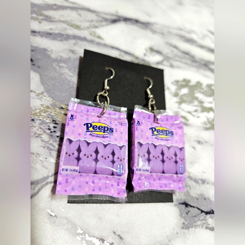 3/$25💥Peeps Earrings💥